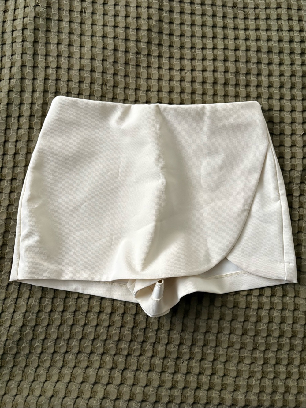 Zara Wrap Skort (Lime Green or White) - Picture 2 of 9